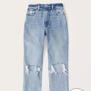 NWT ABERCROMBIE Women's Curve Love Ultra High Rise 90s Straight Jean 28 6 denim